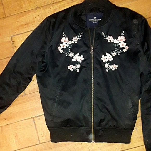 Lovely Bomber Jacket American Eagle Xsmall - Picture 1 of 8